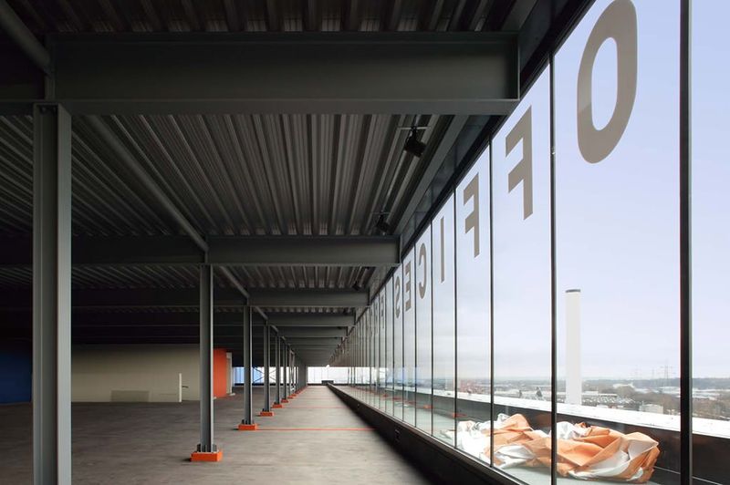Fort Dunlop — photograph 4